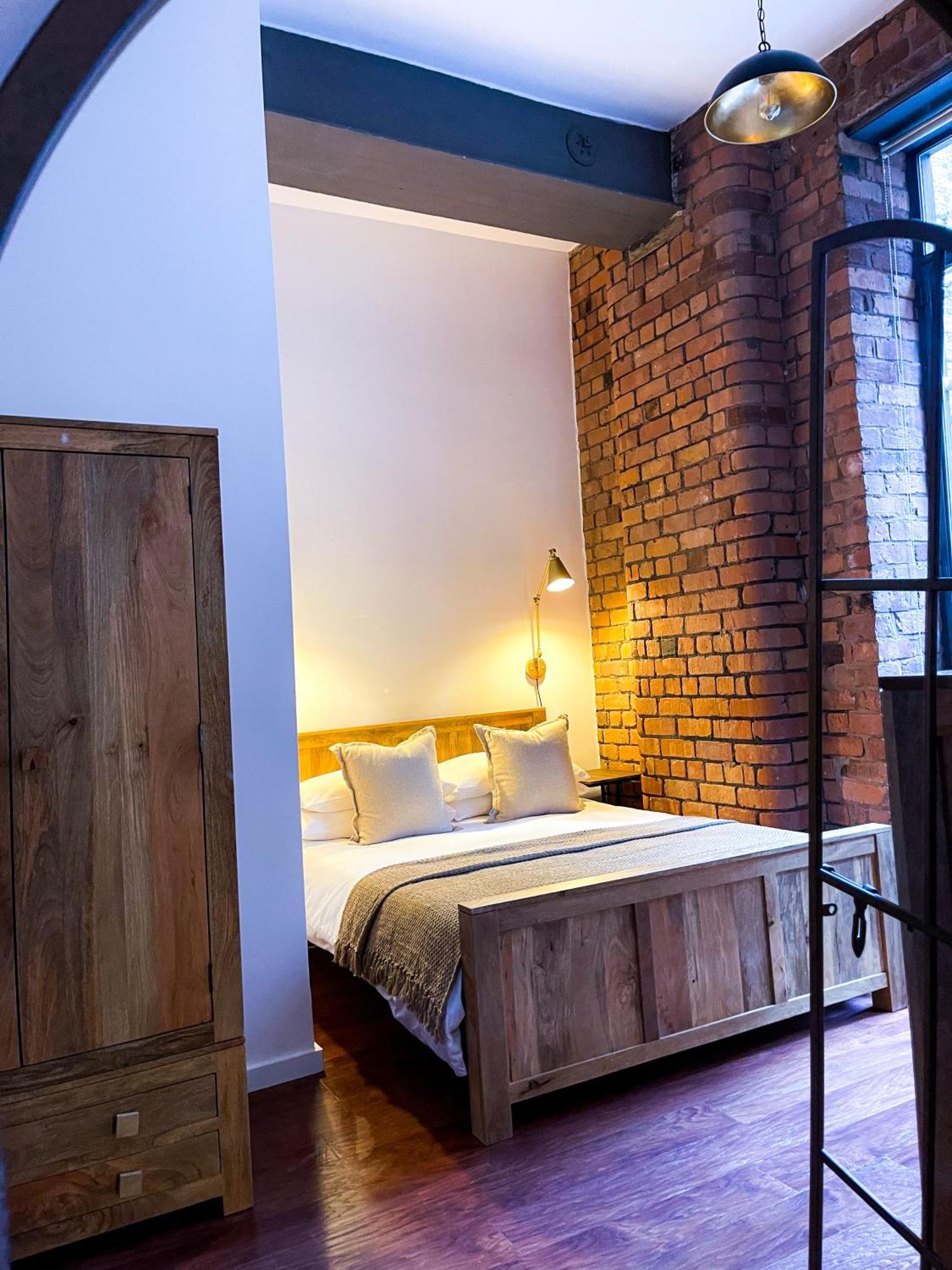 Stylish Loft Apartament - City Center L1 リヴァプール エクステリア 写真