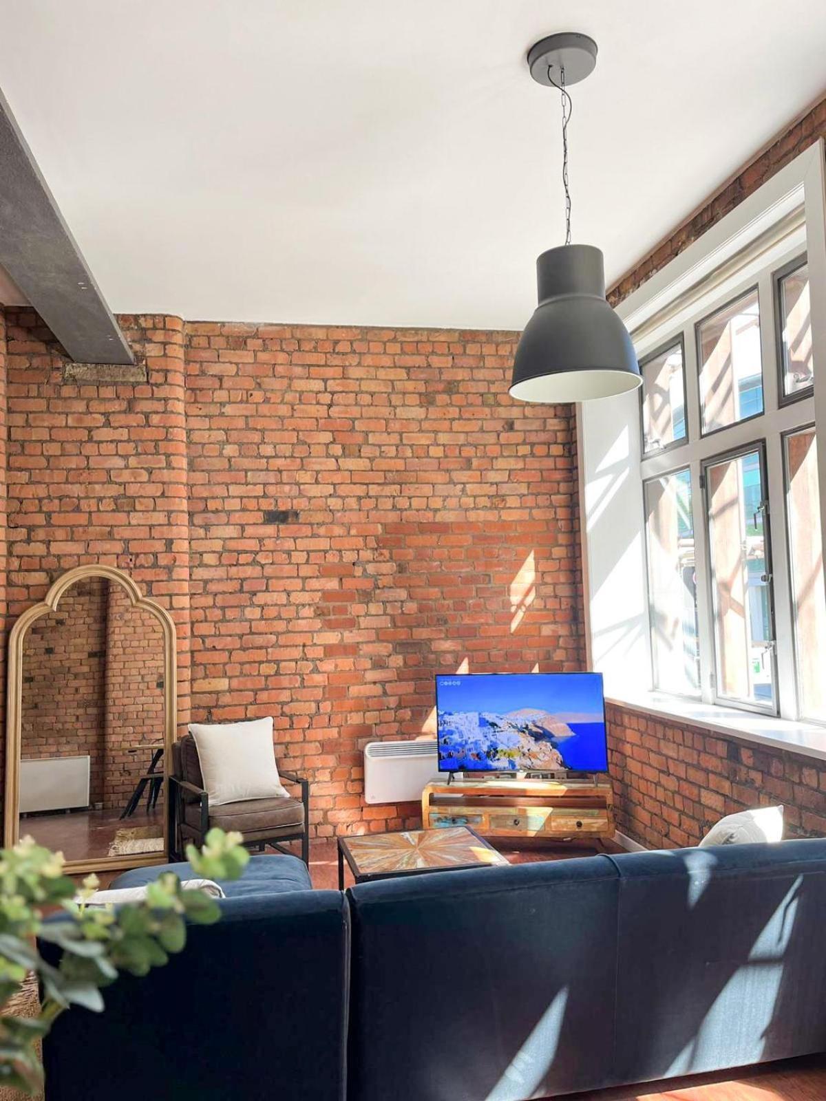 Stylish Loft Apartament - City Center L1 リヴァプール エクステリア 写真